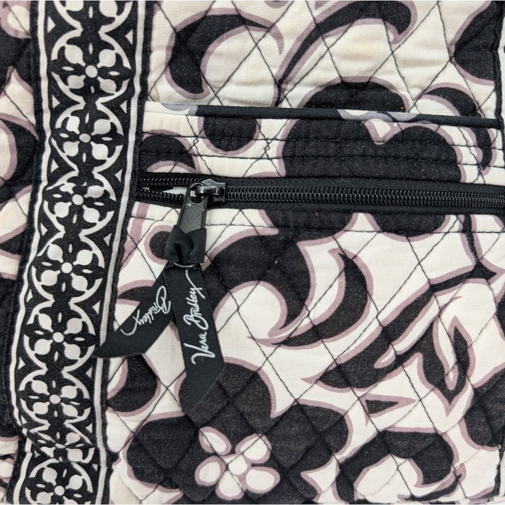 Vera Bradley quilted purse - Picture 3 of 9